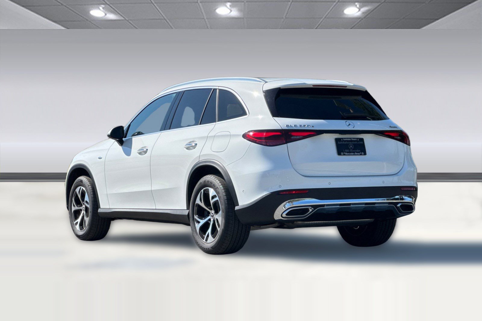 Certified 2025 Mercedes-Benz GLC 350e 4MATIC image 3