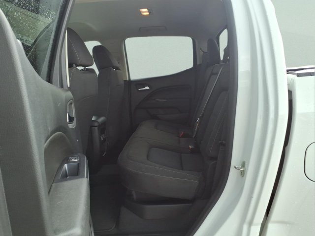 Used 2022 Chevrolet Colorado LT w/ Safety Package AWD/4WD image 22