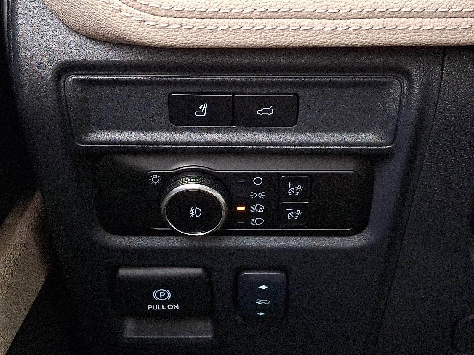 Certified 2024 Ford Expedition Limited AWD/4WD image 28