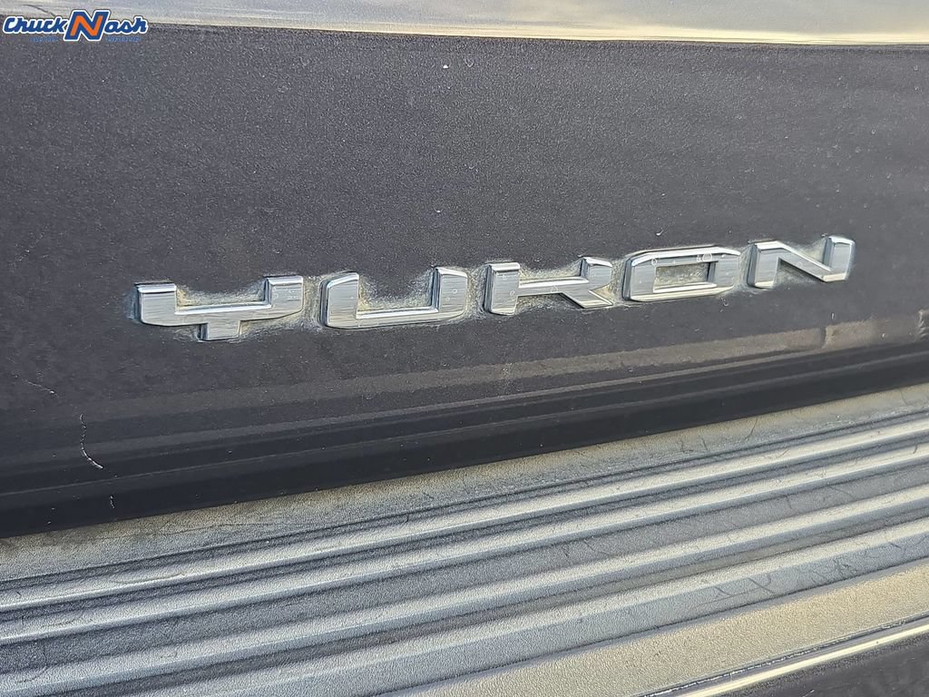 Used 2023 GMC Yukon Denali Ultimate AWD/4WD image 8