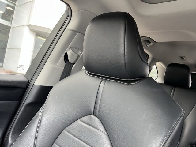 Used 2021 Toyota Highlander XLE image 20