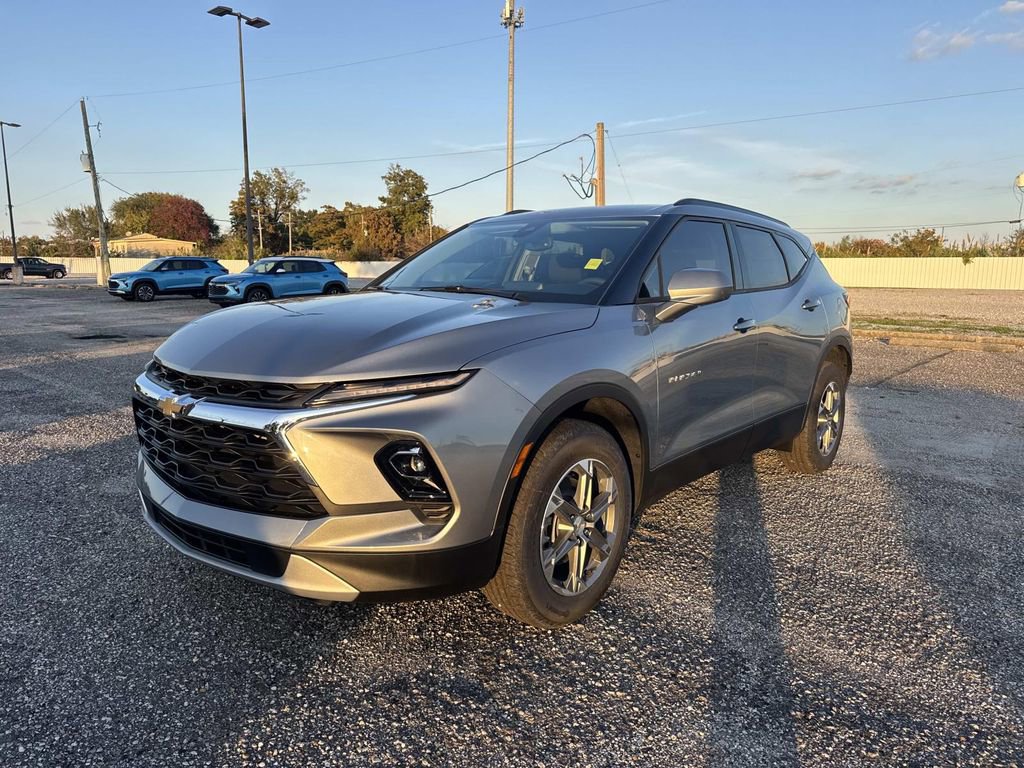 New 2026 Chevrolet Blazer LT video 3