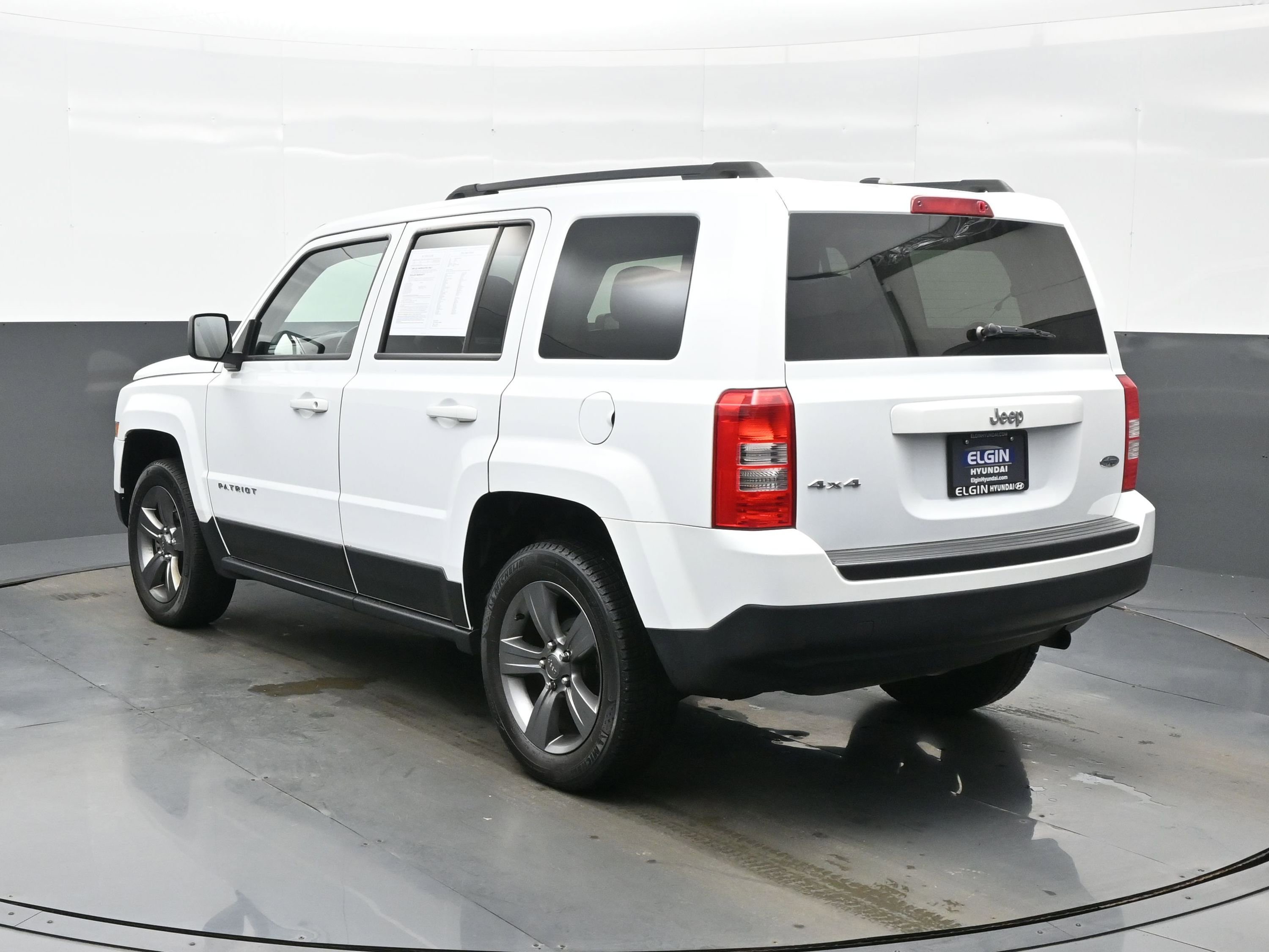 Used 2015 Jeep Patriot High Altitude image 4