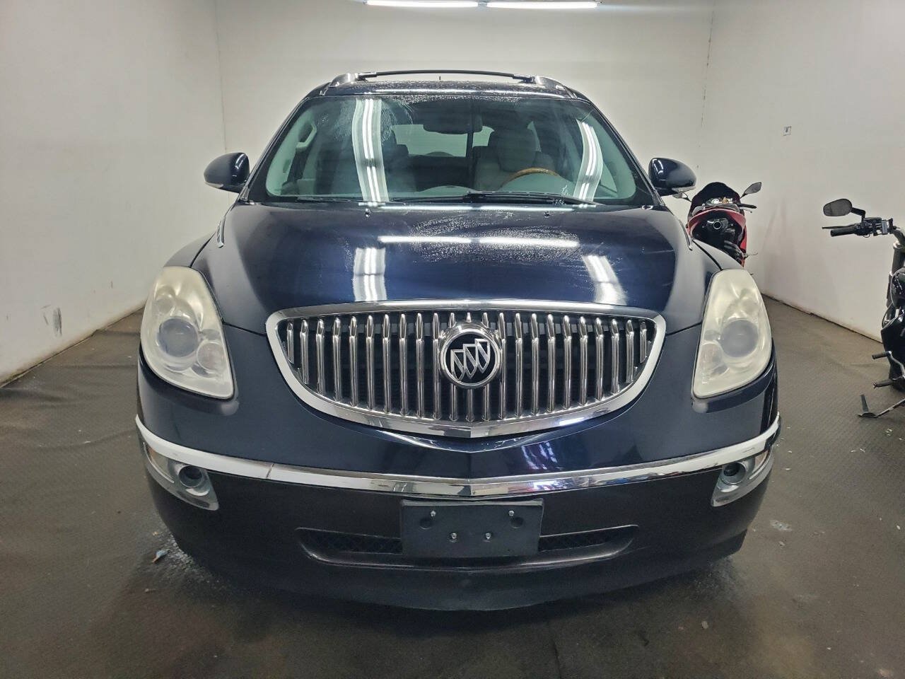 Used 2012 Buick Enclave Premium AWD/4WD image 2