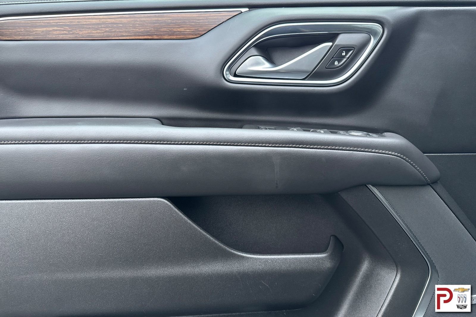 Used 2022 Chevrolet Suburban High Country w/ Max Trailering Package image 12