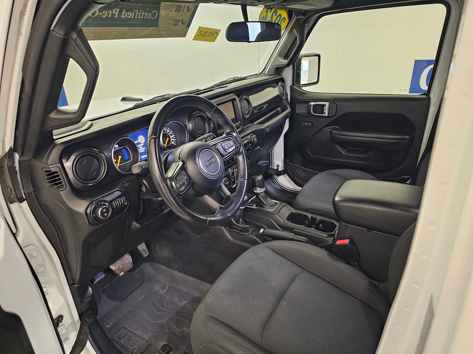 Used 2022 Jeep Gladiator Sport image 11