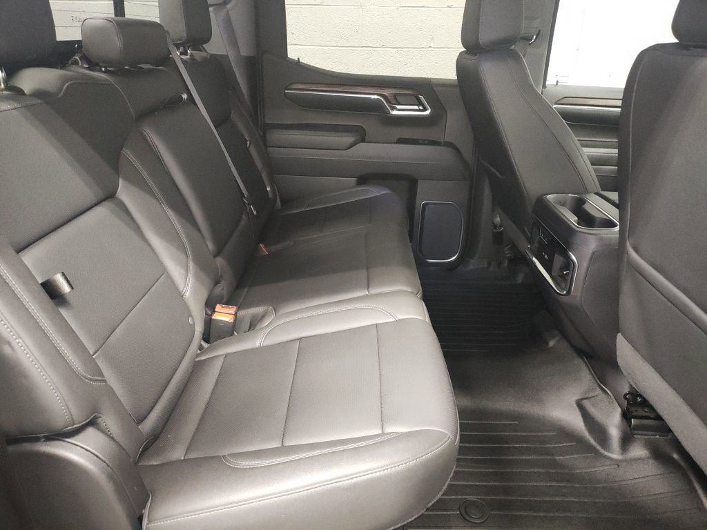 Used 2024 GMC Sierra 1500 SLT w/ SLT Premium Plus Package image 12