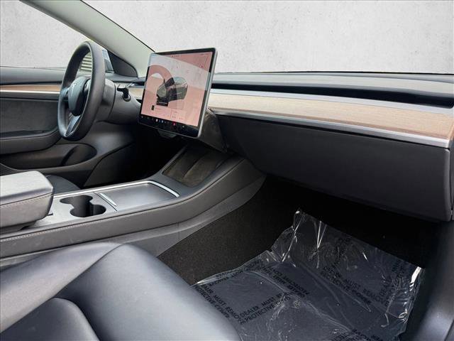 Used 2023 Tesla Model 3 Standard Range image 15