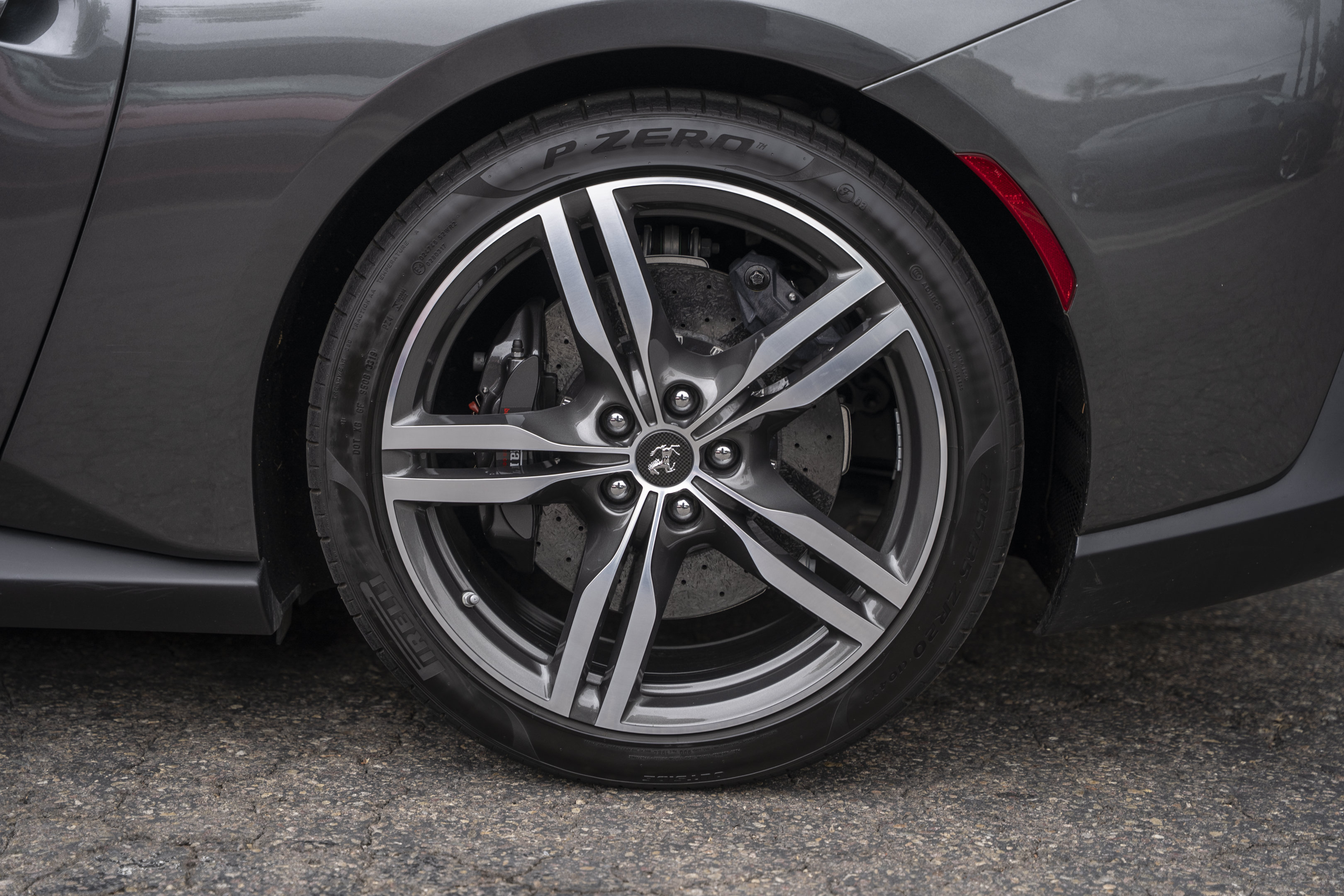 Used 2020 Ferrari Portofino RWD image 18