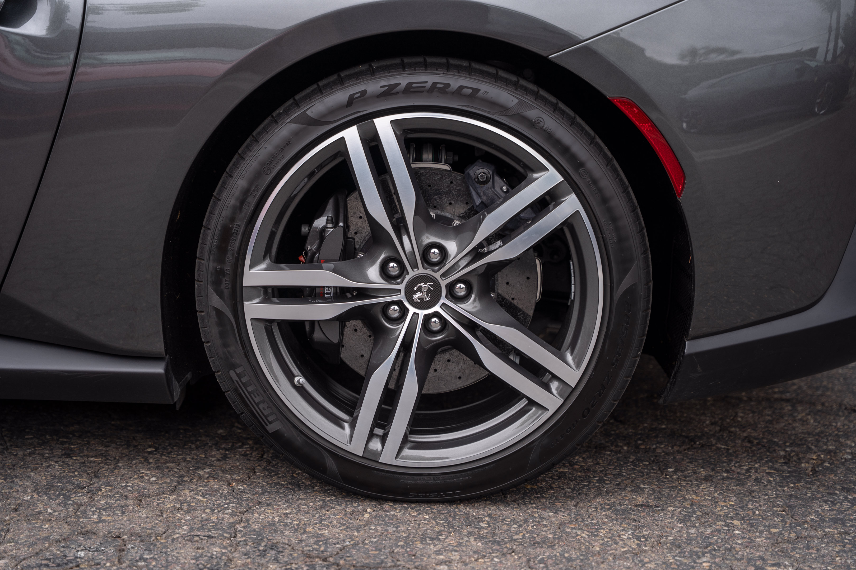 Used 2020 Ferrari Portofino RWD image 18