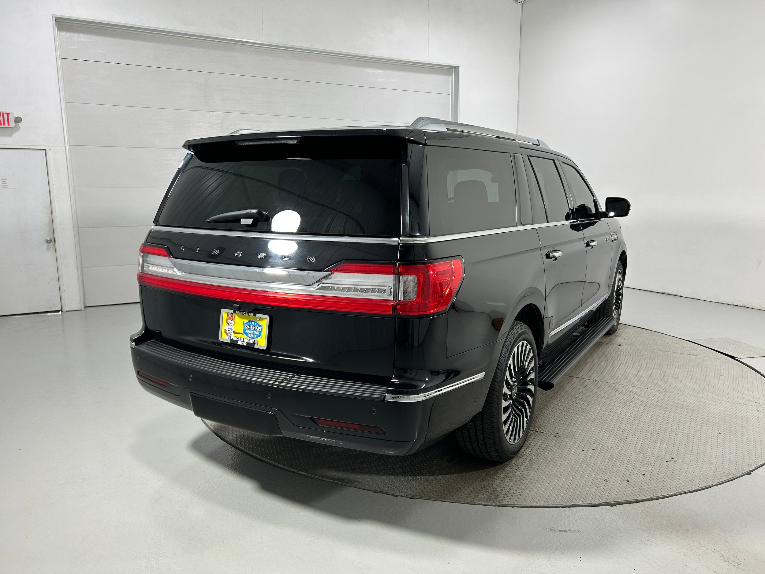 Used 2019 Lincoln Navigator L Black Label AWD/4WD image 42