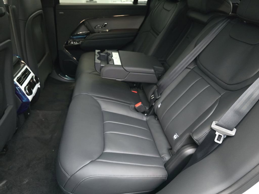 New 2025 Land Rover Range Rover Sport Dynamic SE AWD/4WD image 35