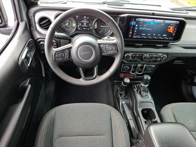 Certified 2024 Jeep Wrangler Unlimited AWD/4WD image 22