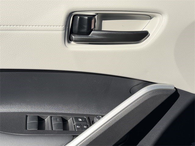 New 2026 Toyota Corolla Cross LE FWD image 22