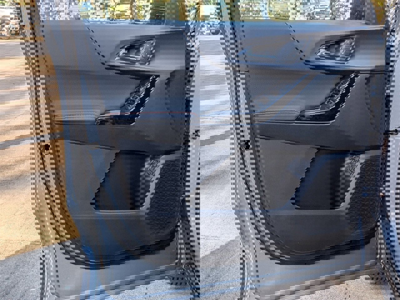 New 2026 Chevrolet Equinox RS w/ Convenience Package III image 7