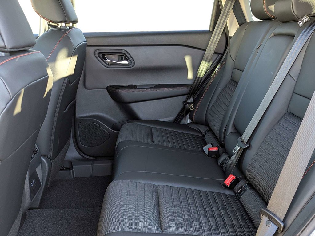 New 2026 Nissan Rogue SV image 28