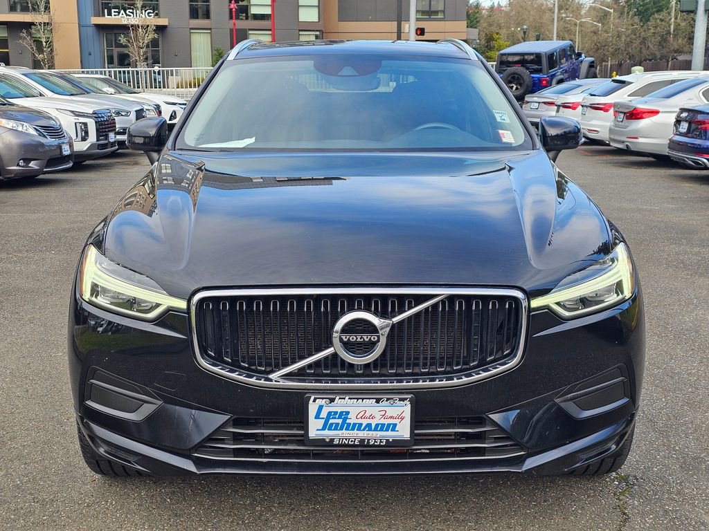 Used 2019 Volvo XC60 T5 Momentum w/ Protection Package Premier AWD/4WD image 2