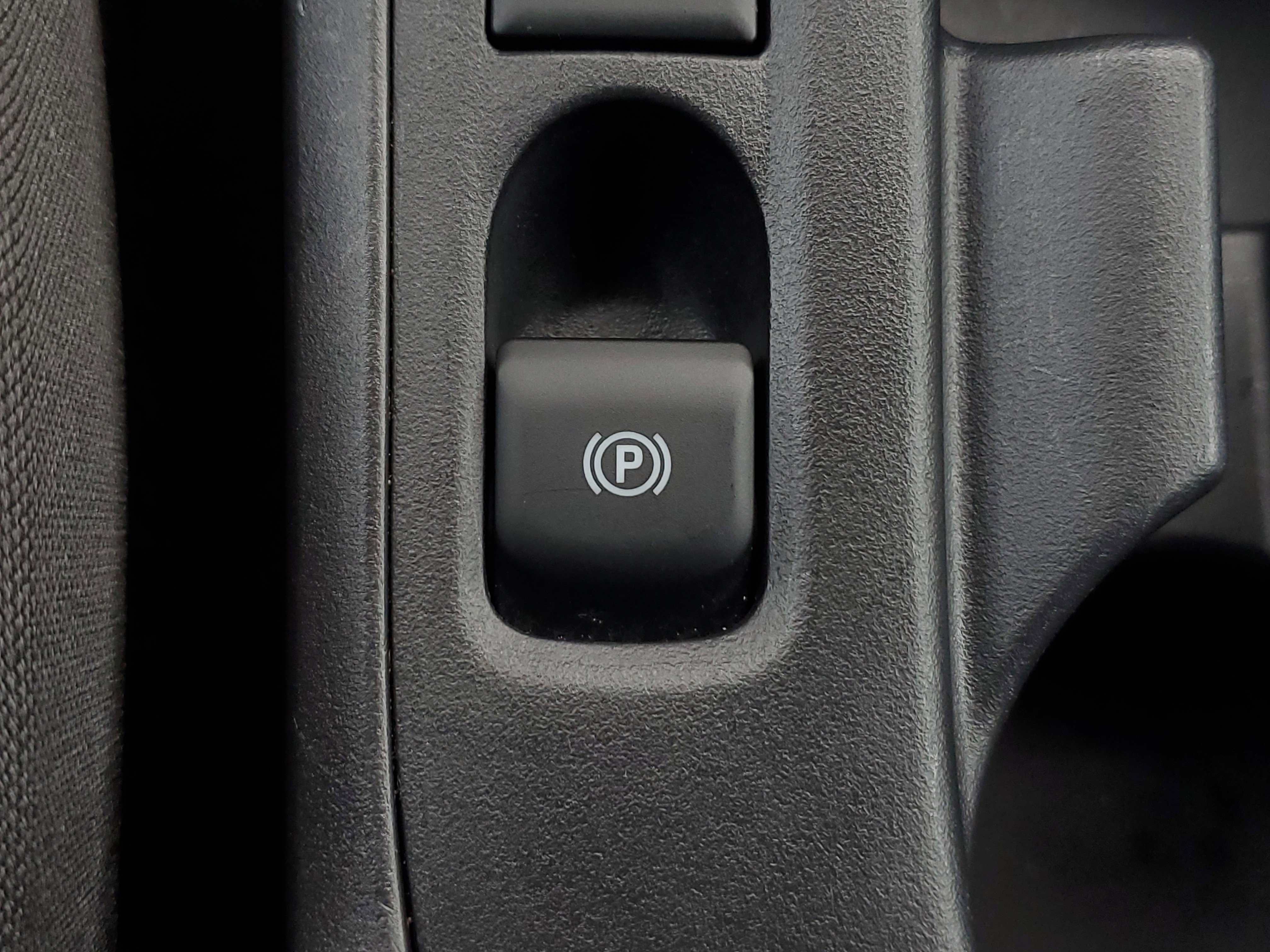 Certified 2025 Toyota Corolla LE image 29