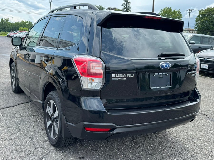 Used 2017 Subaru Forester 2.5i Premium w/ All-Weather Package AWD/4WD image 11