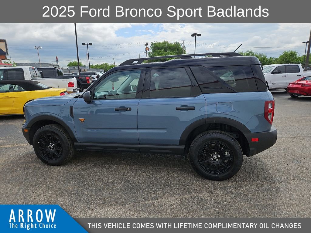 Used 2025 Ford Bronco Sport Badlands image 7