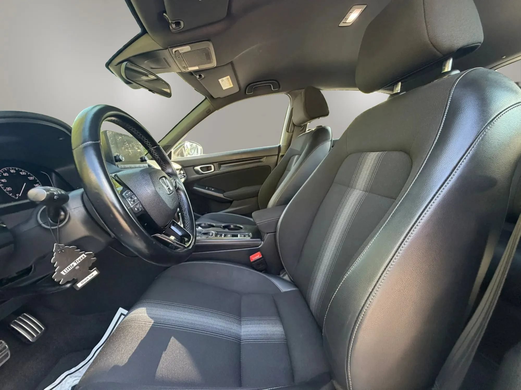 Used 2023 Honda Civic Sport image 11