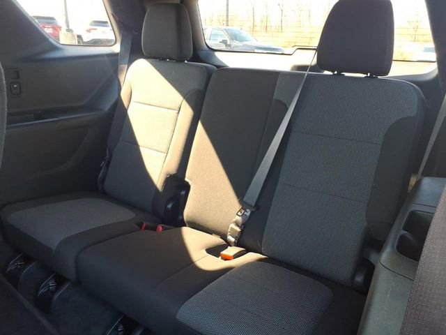 Used 2023 Chevrolet Traverse LT FWD image 10