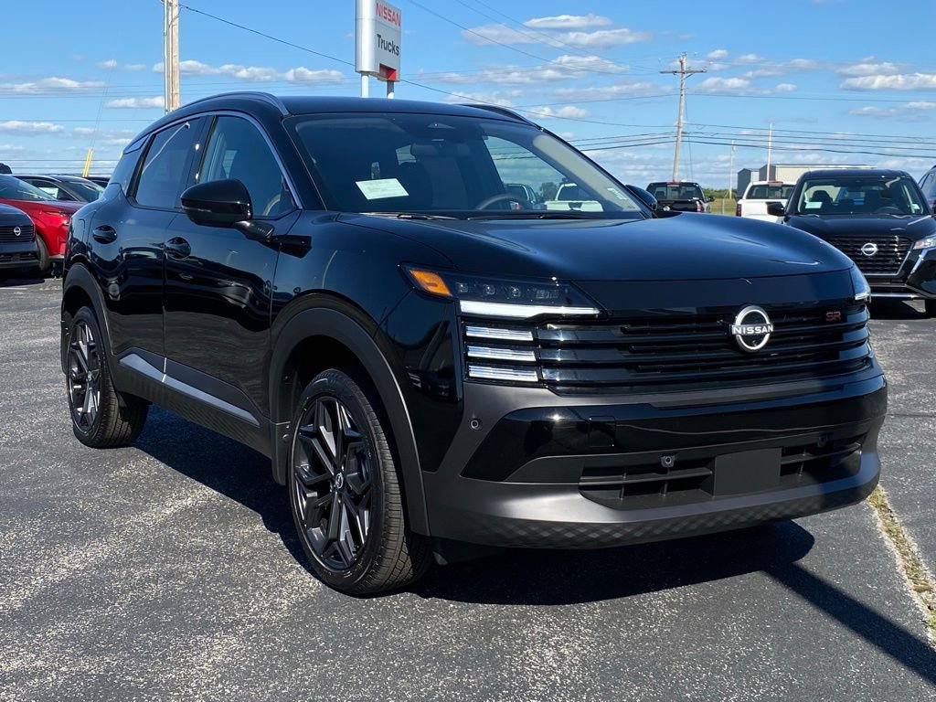 New 2025 Nissan Kicks SR image 2