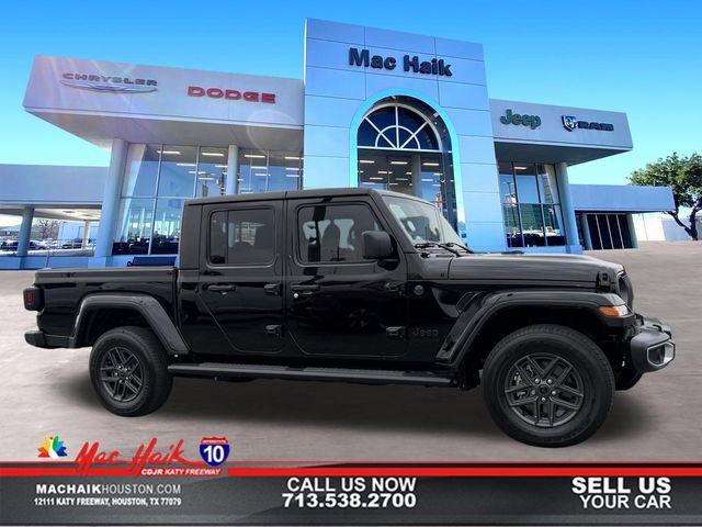 Used 2024 Jeep Gladiator Sport AWD/4WD image 1