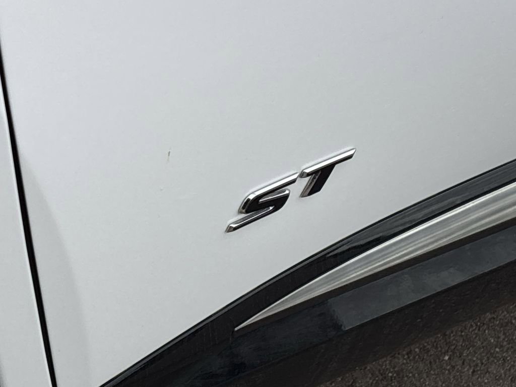 New 2026 Buick Envision Sport Touring image 33