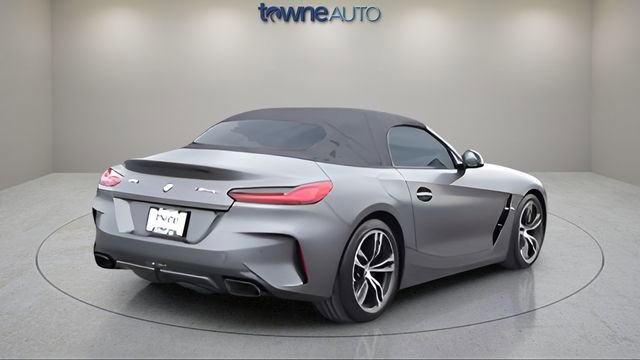 Used 2021 BMW Z4 M40i w/ Executive Package image 10