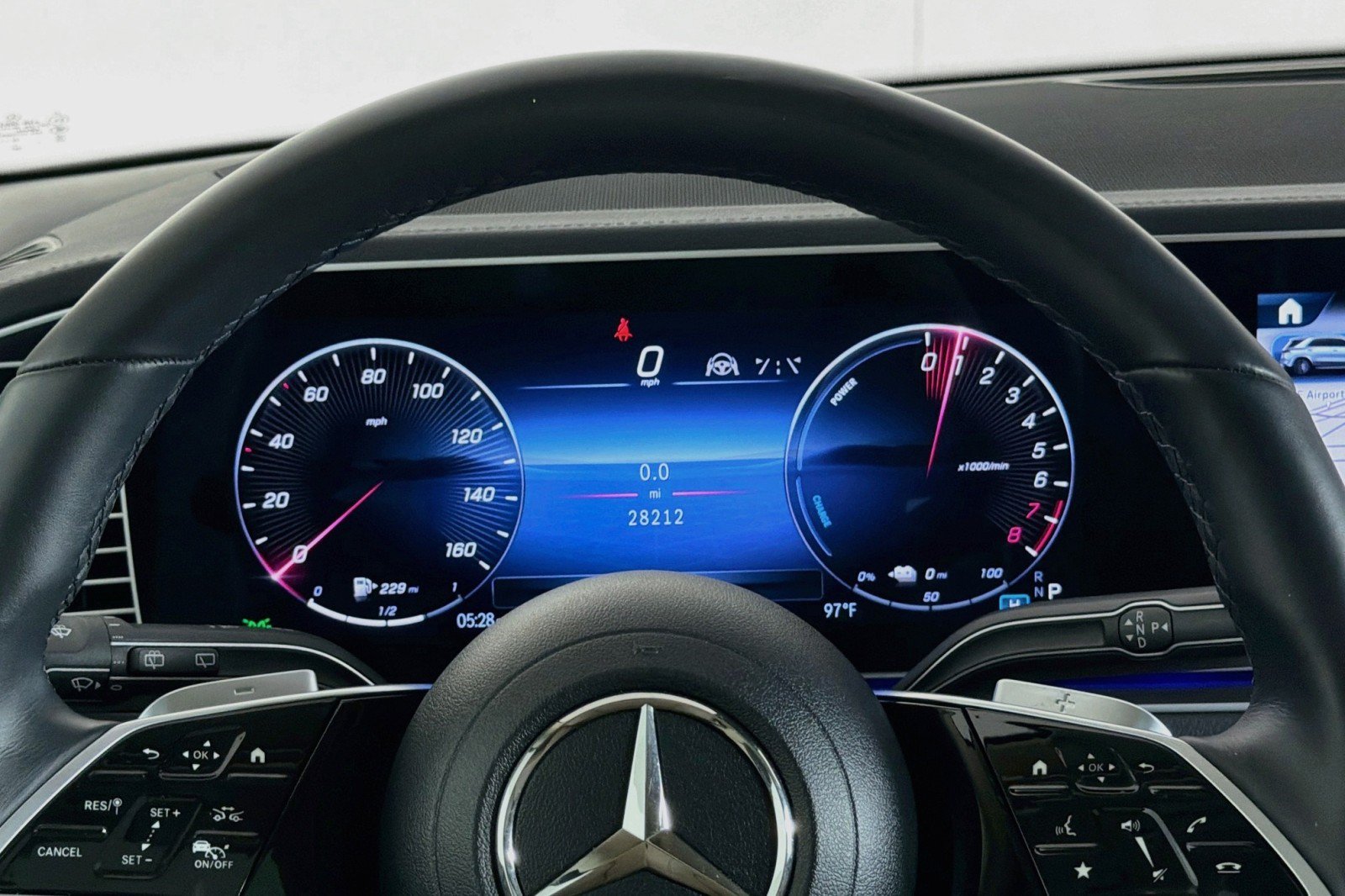Used 2024 Mercedes-Benz GLE 450e 4MATIC image 19