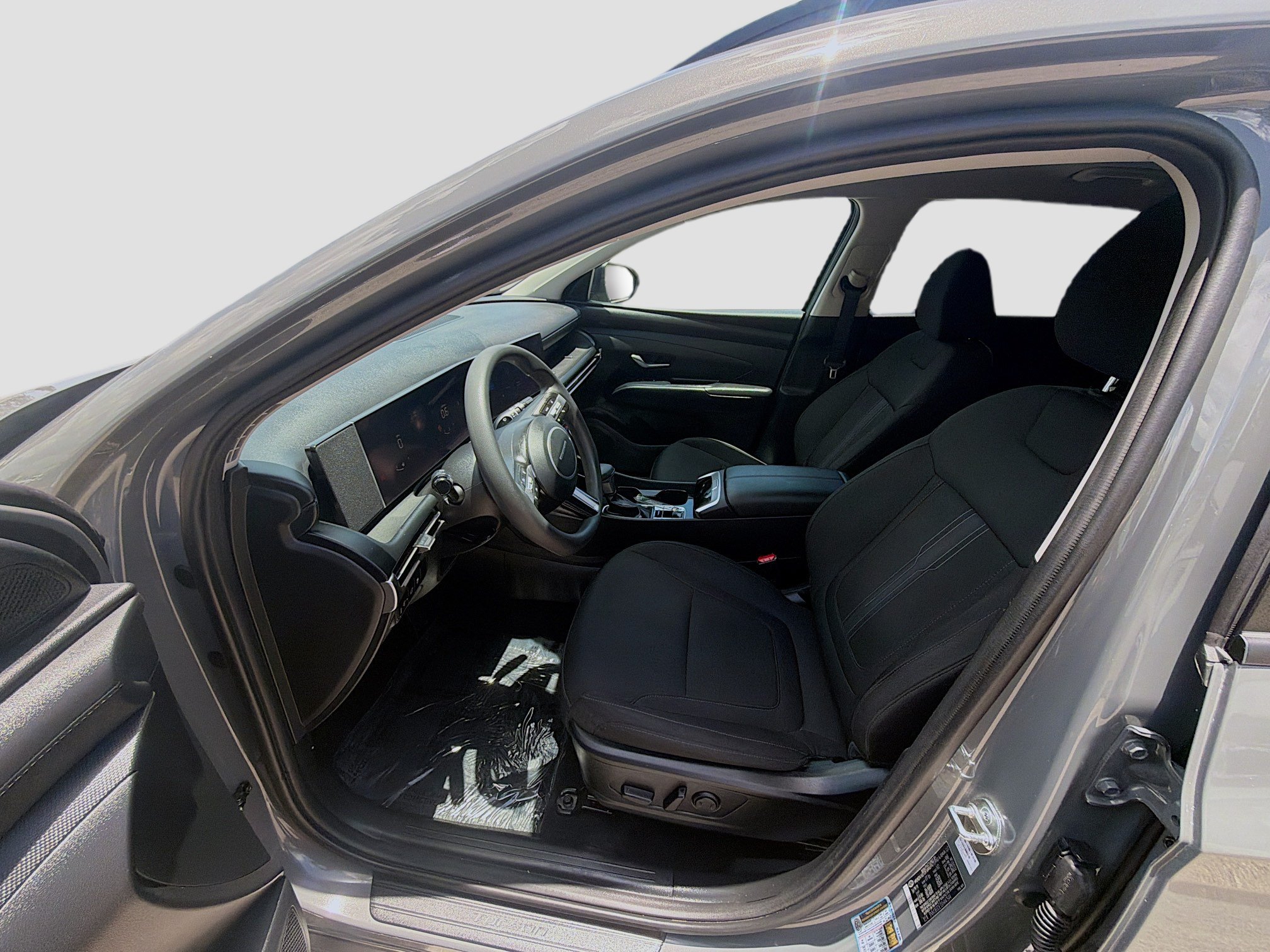 Used 2025 Hyundai Tucson SEL FWD image 16