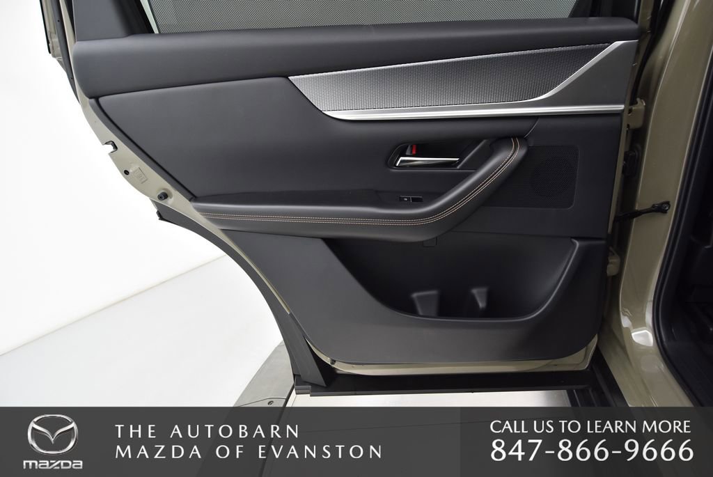 Used 2025 MAZDA CX-70 Plug-In Hybrid w/ Premium Plus image 33