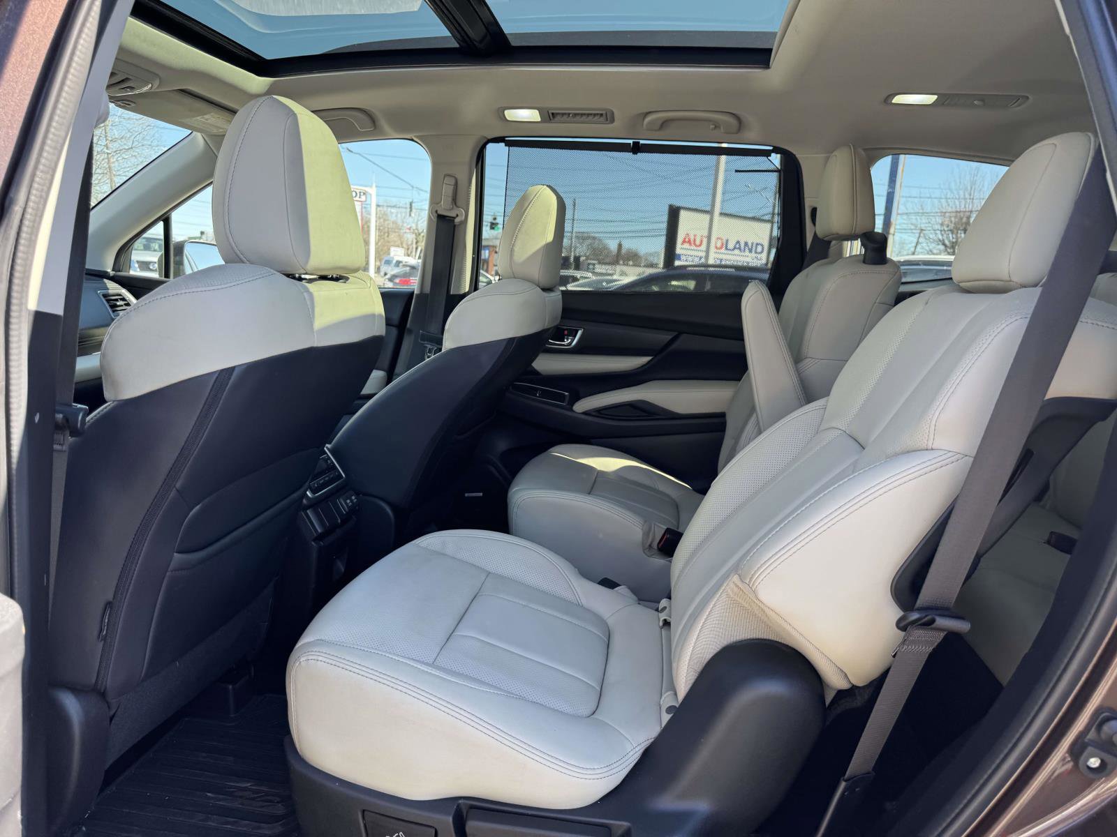 Used 2019 Subaru Ascent Limited image 9