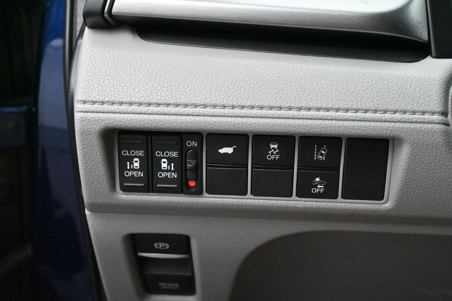 Used 2018 Honda Odyssey EX-L image 26