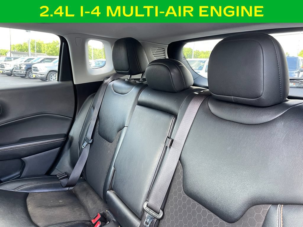 Used 2021 Jeep Compass Latitude AWD/4WD image 9
