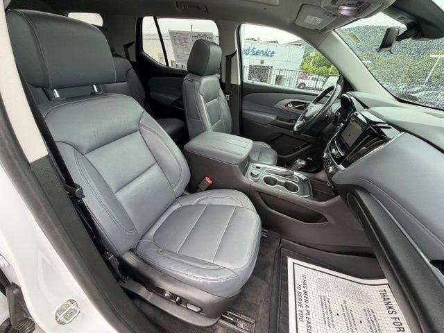 Certified 2019 Chevrolet Traverse LT w/ LT Premium Package AWD/4WD image 42
