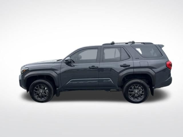 Used 2025 Toyota 4Runner SR5 AWD/4WD image 4