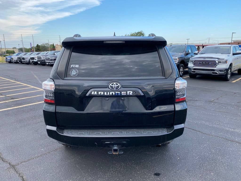 Used 2021 Toyota 4Runner SR5 RWD image 5