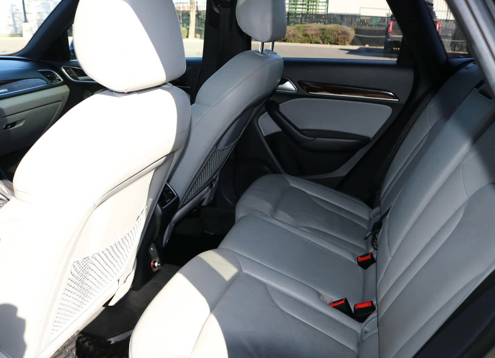 Used 2018 Audi Q3 2.0T Premium Plus w/ Premium Plus Package AWD/4WD image 26