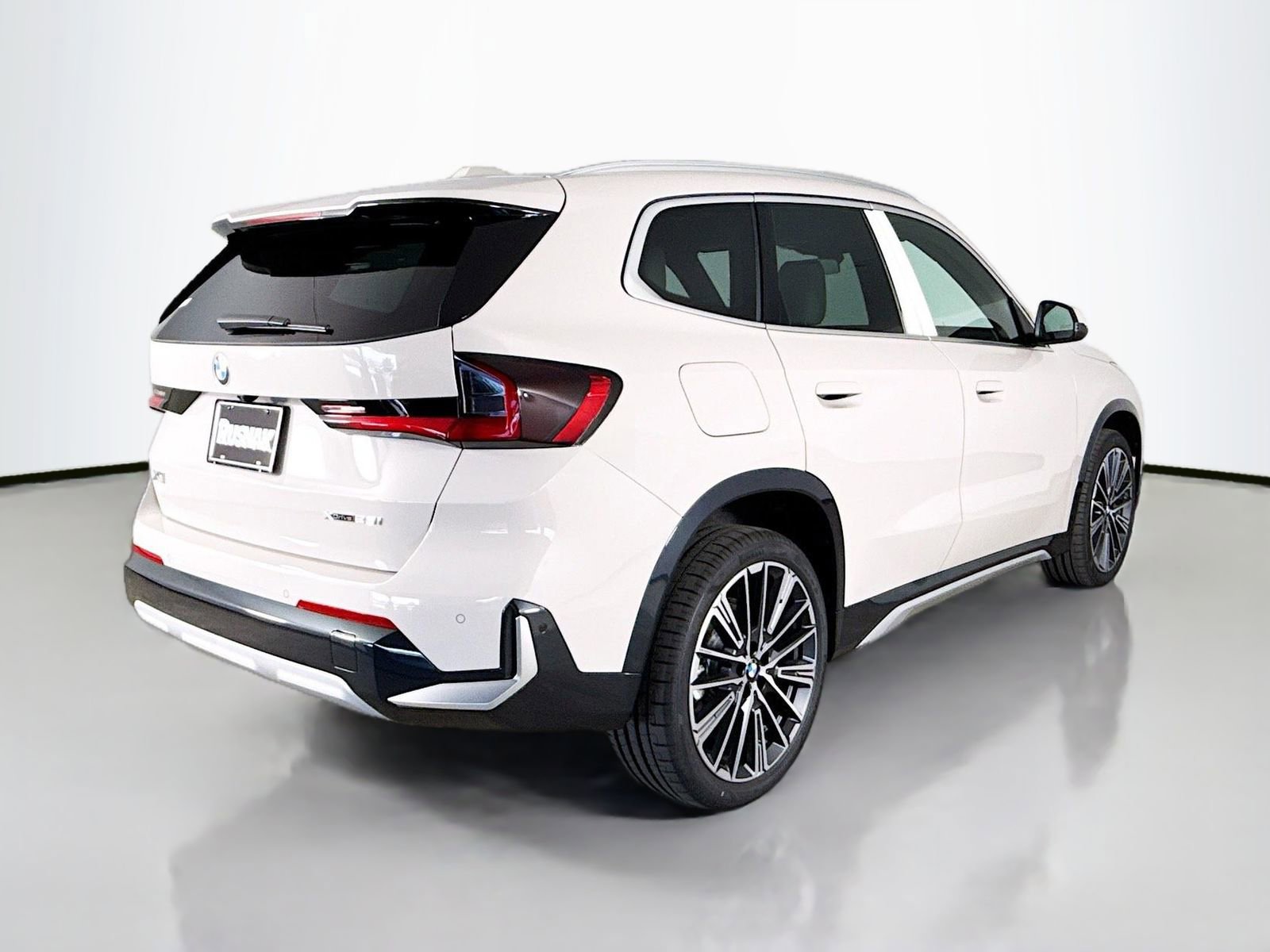 Used 2026 BMW X1 xDrive28i w/ Convenience Package image 7