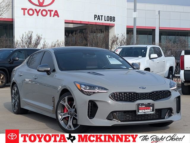 Used 2019 Kia Stinger GT2 image 1