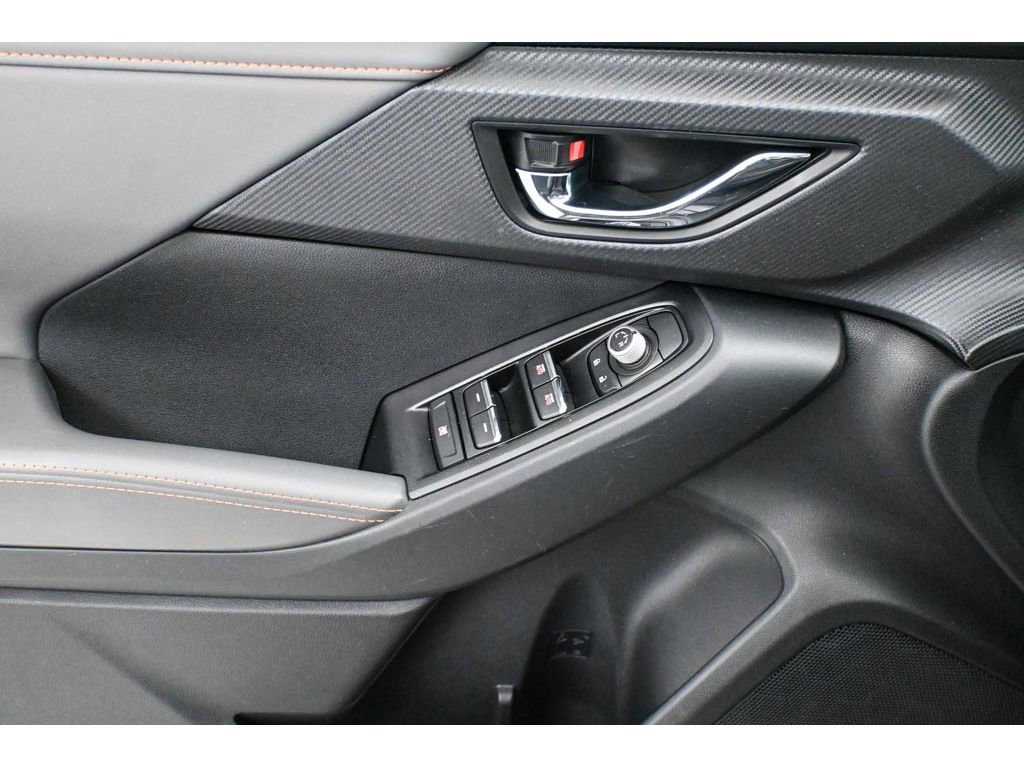 Used 2025 Subaru Crosstrek 2.5i Limited w/ Crosstrek Mirror Package image 14