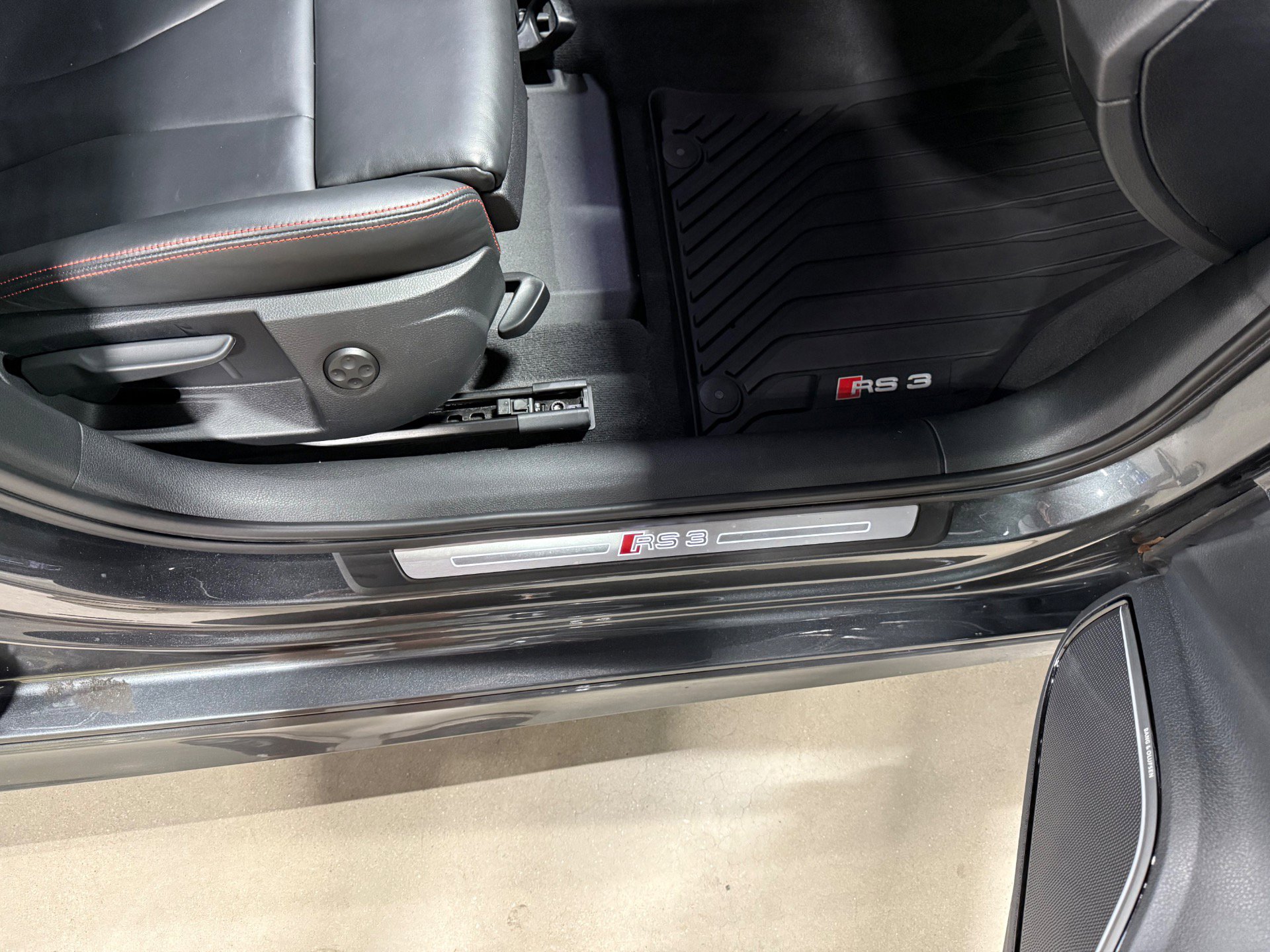 Used 2019 Audi RS 3 image 36