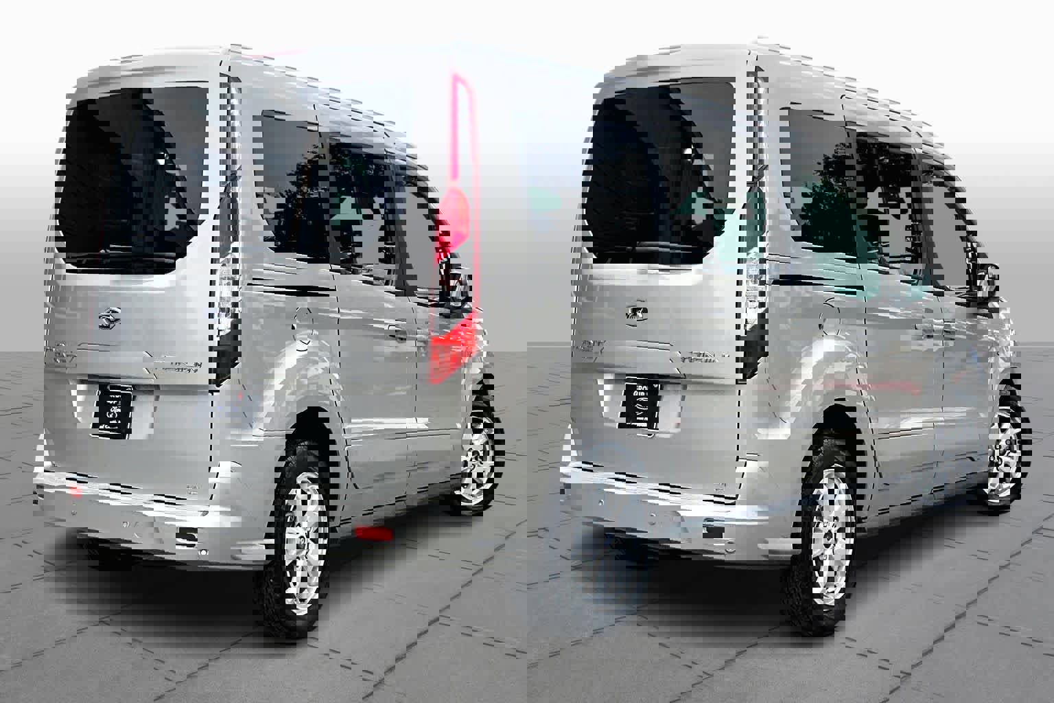 Used 2016 Ford Transit Connect Titanium image 12