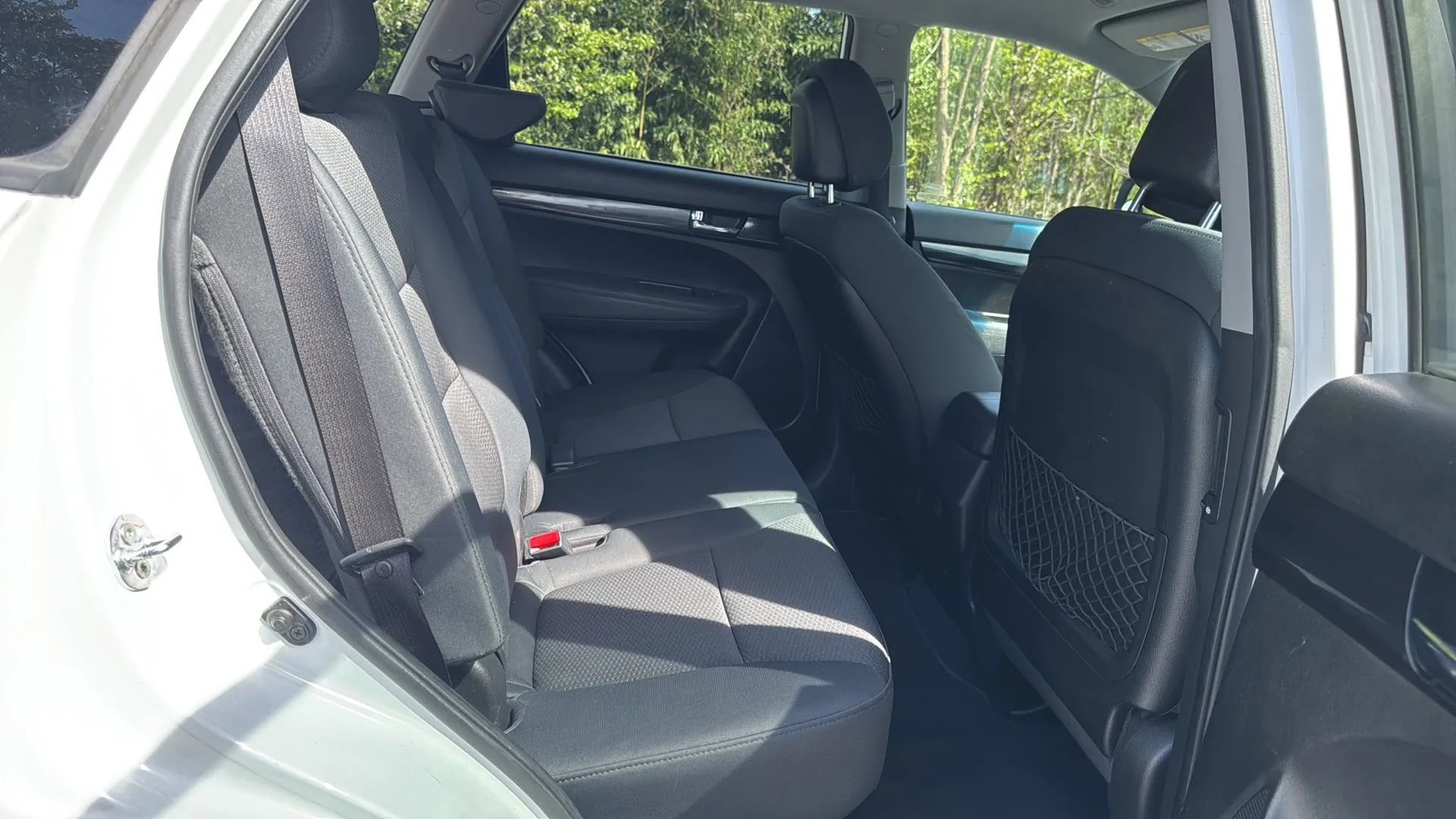 Used 2013 Kia Sorento LX w/ Convenience Pkg image 13