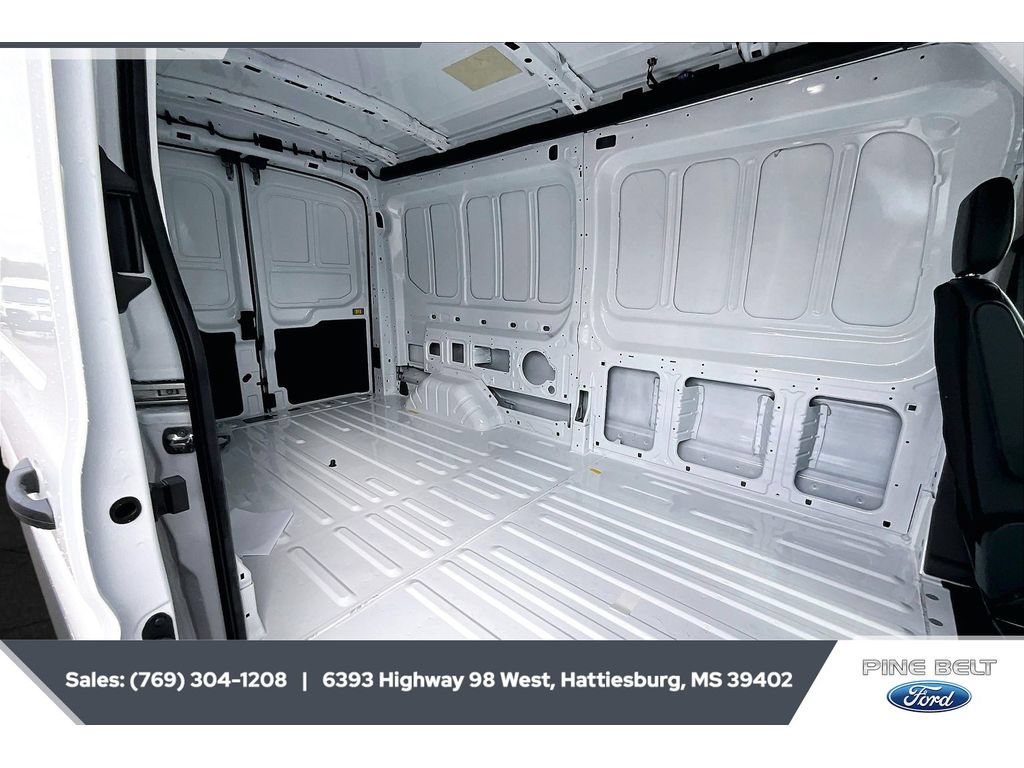 New 2026 Ford Transit 150 Low Roof RWD image 10