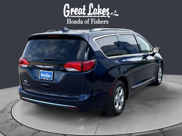Used 2017 Chrysler Pacifica Touring-L Plus FWD image 5