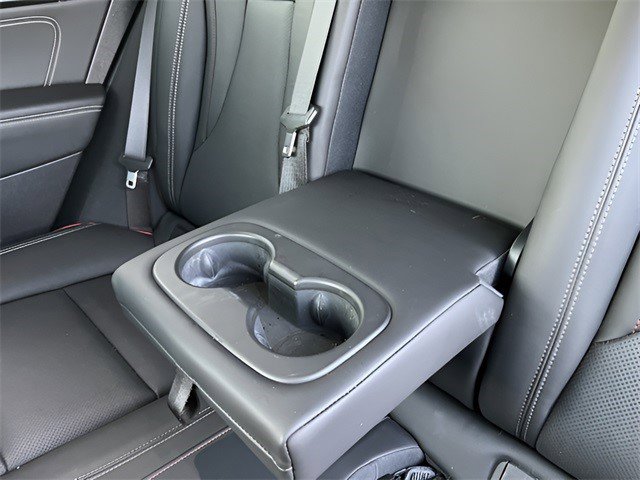 Certified 2022 Buick Envision Essence w/ Technology Package I image 29