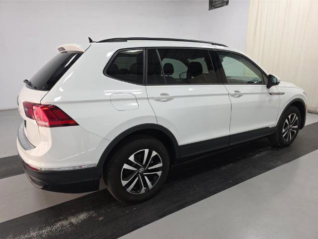 Used 2024 Volkswagen Tiguan S image 3